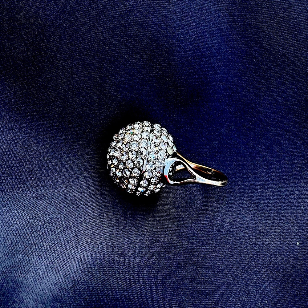 Banana Republic Fashion Crystal Ring